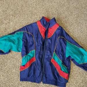 Vintage 70-80s style windbreaker!